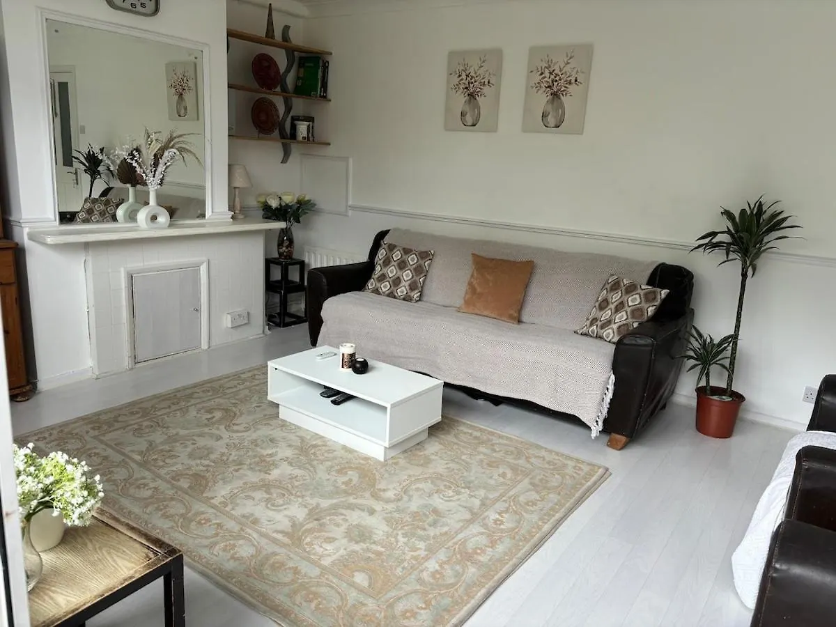 Lovely Spacious Apartment By Brick Lane London