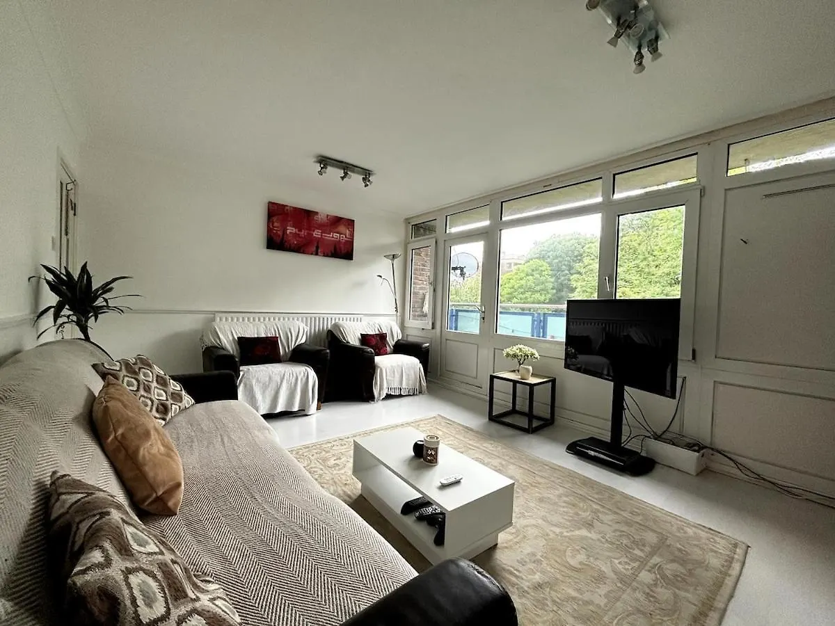 Lovely Spacious Apartment By Brick Lane London